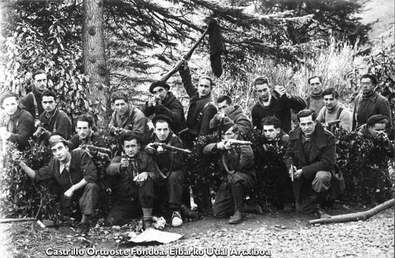 Eibarren dagozen 1936ko gerrako aztarrenen atzetik