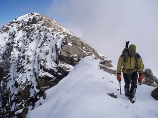 Fernando Errekalde eibartarrak Pirinioetako 3000 metrotik gorako 231 gailurrak igo ditu