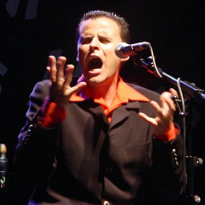 Juan Pinilla kantaorea Eibarko Coliseo antzokian