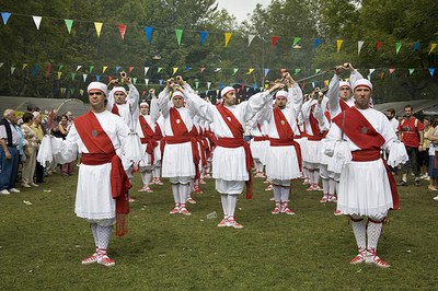 Utah-tik Eibarrera euskal dantzak ikastera