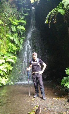 “Uharte polita”, non txoriak ez diren gizakiez izutzen