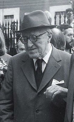 Agure zahartzat jotzeko modu dotorea