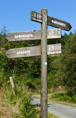 Bizkaia eta Gipuzkoa arteko mendilerroan zehar