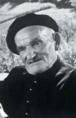 Elissalde, Azkue astindu zuen apaiz pilotaria