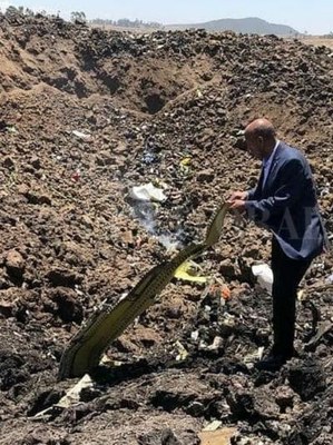 Hegazkinak pilotuak baino gehiago agindu