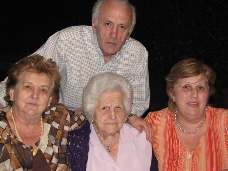 Maritxuren semealabak