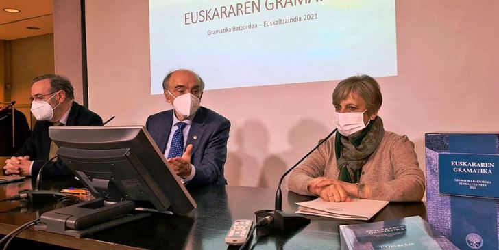 Pello Salaburu, Andres Urrutia, Miren Azkarate