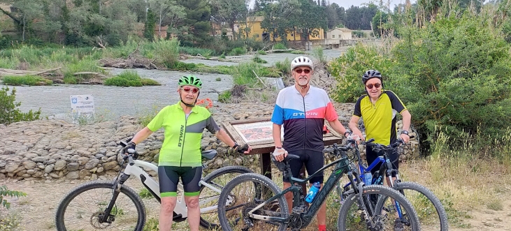 Hiruak, Urdanen azudean