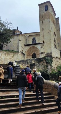 Lizarrak ez du joate aldera joaterik merezi