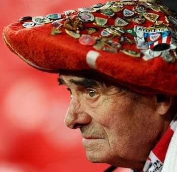 Txapelgorriak: ibaian behera, ibaian gora