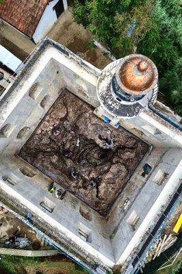 Santa Klarako Hondalea eta donostiar “zulo beltza”