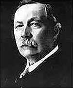 Conan Doyle, hiltzailea eta plagiatzailea?