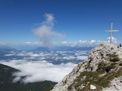 Gailurreko gurutzea eta Villach Gailurreko gurutzea eta Villach