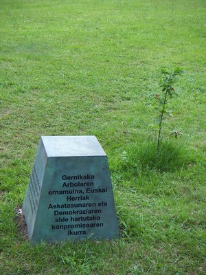 gurs20.jpg gurs20.jpg