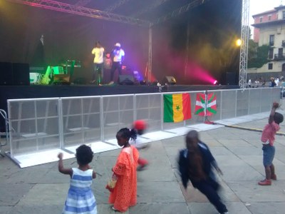 Senegaldarren arteko kortesiak