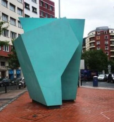 Eibarko "Txopitea eta bakea" (Oteiza) oroigarria jaso dutenen zerrenda