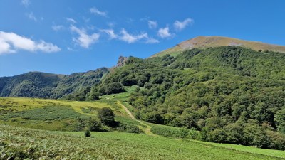 Baztan eta Baigorri artean, Hauza mendia (1304 metro) Izpegitik #100mendi