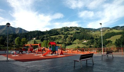 saratsuegi_ziburuak_01.jpg saratsuegi_ziburuak_01.jpg