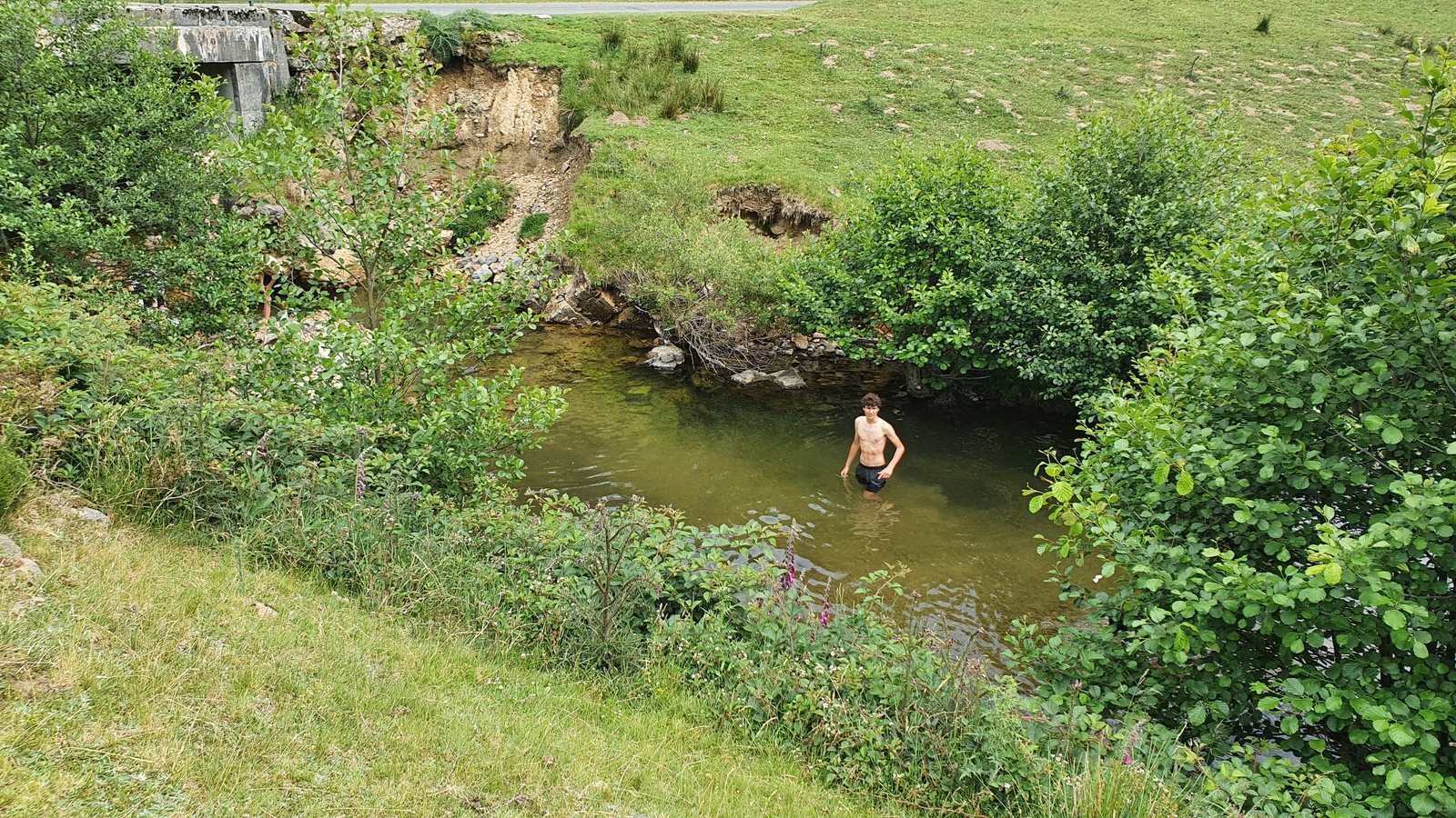 Harsudurra mendilerroa 22 - Iratiko errekan